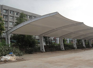 駐馬店膜結(jié)構(gòu)車(chē)棚、<font color='red'>膜結(jié)構(gòu)看臺(tái)</font>【案例】總結(jié)