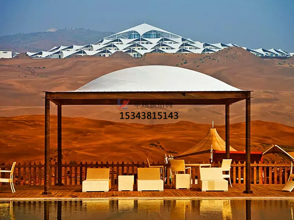 搭建膜結(jié)構(gòu)雨棚的注意事項(xiàng)！