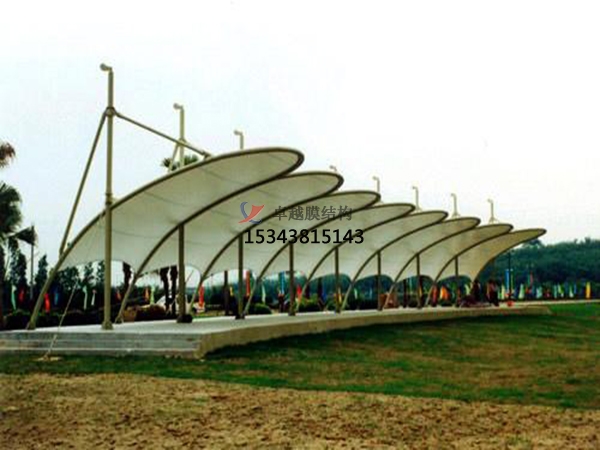 冬季搭建膜結(jié)構(gòu)需要注意事項(xiàng)有哪些？