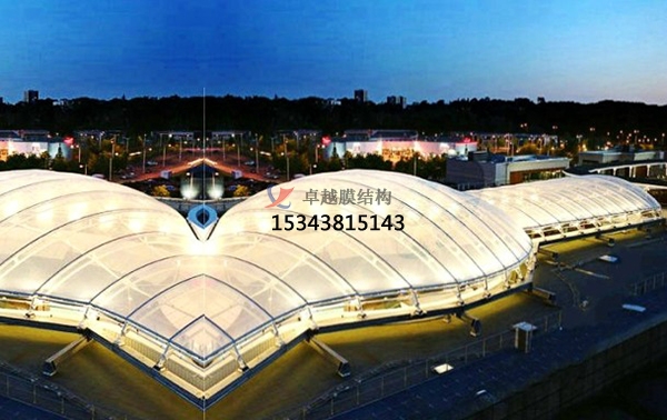 膜結(jié)構(gòu)丨ETFE建筑能抗臺(tái)風(fēng)嗎？