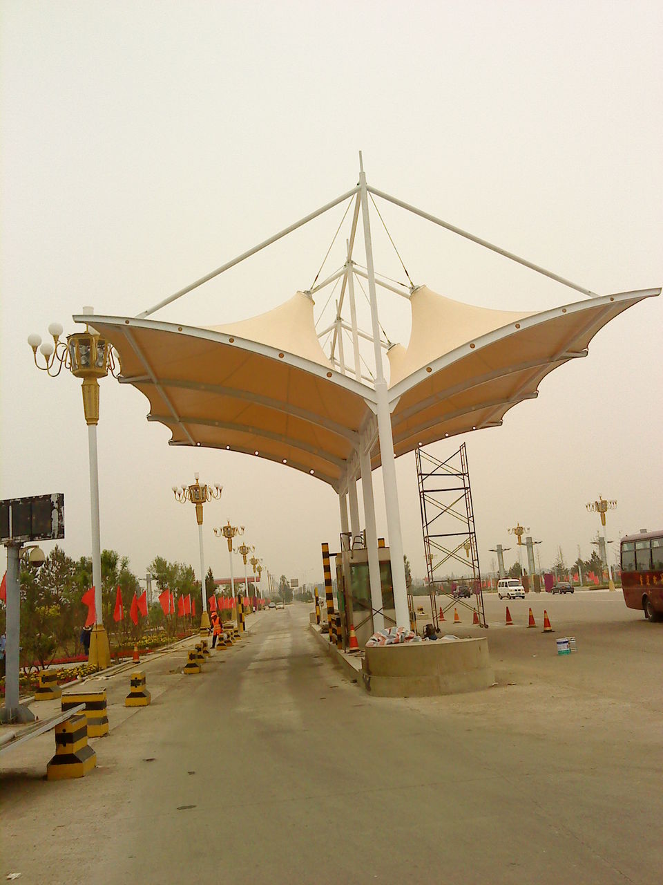 收費(fèi)站膜結(jié)構(gòu)是什么？收費(fèi)站膜結(jié)構(gòu)有哪些優(yōu)勢(shì)？