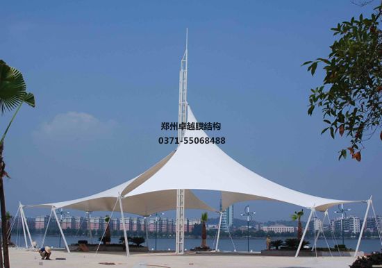 膜結(jié)構(gòu)地下車庫入口如何進(jìn)行保潔？